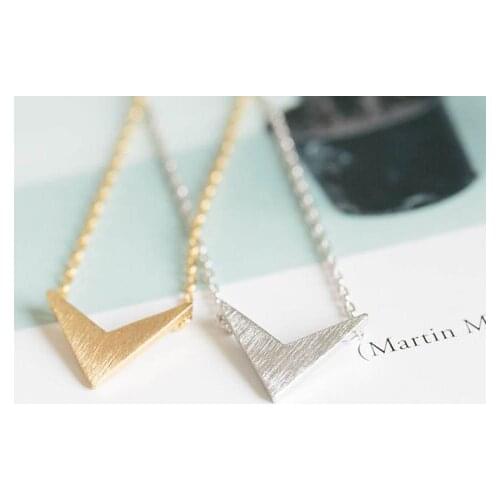 Fashion necklace Anniversary chevron v necklace Pendant necklace for women