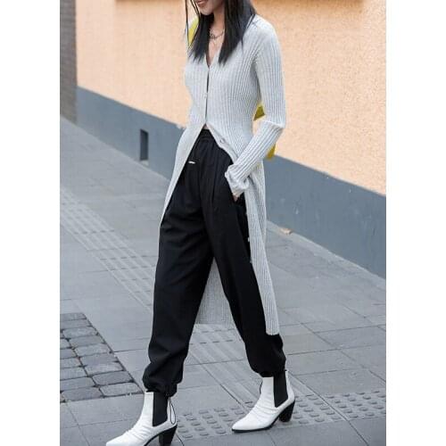 Mulans new slim V-neck T-shirt in early spring of 2021 dress temperament simple single breasted cardigan 21500