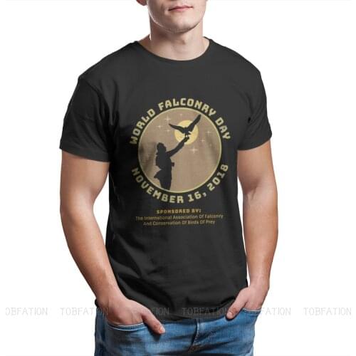 Falconry Austringer Hawk TShirt for Men World Falconry Day November 16 Soft Summer Sweatshirts T Shirt High Quality Trendy Loose