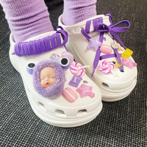New Brand Croc Charms Designer DIY Cute Cute doll Clogs Shoes Accesorios Quality Fashion Croc Shoes Decorations Croc Jibz