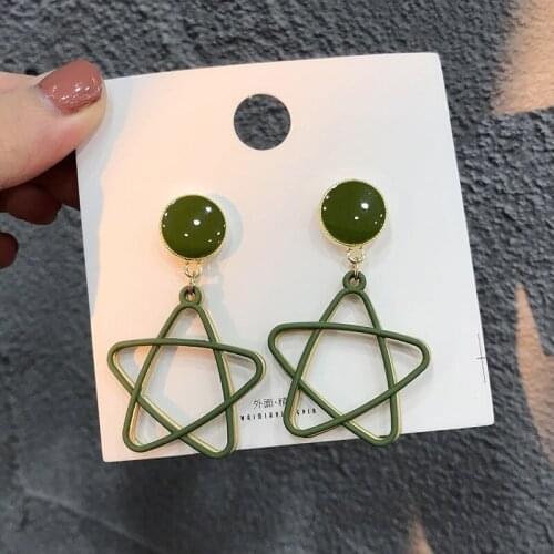 New Temperament hollow five-pointed star pendant earrings earrings Korean Korean net red personality earrings new tide jewelry f
