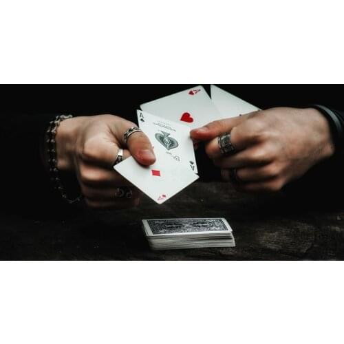 Elegance in Motion by Felix Bodden,Magic Tricks