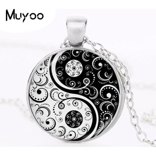 Hot sale yin yang necklace tai ji shape black and white glass dome photo pendent chinese Taoism sign ancient Eight Diagrams HZ1