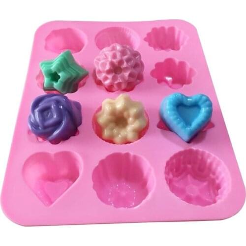 12 Hole 4.4CM Silicone Heart Flower Soap Mold DIY Cake Decorating Tools 3D Candy Making Tool Jelly Candle Plaster Making Mold