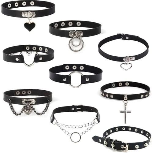 Gothic Choker Necklaces Women Girls Rivet Leather Necklace Rock Kpop Punk Neck Collars Black Choker Necklace Cool Collar