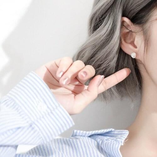 Punk Fashion New Earrings Small Simple Simple Fresh Cute Student Earrings Hollow Skeins Daily Womens Earrings Wholesale