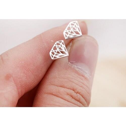 SMJEL 2017 New Punk Triangle Earrings for Women Simple Geometric Stud Earrings Brinco mothers gift SYED136