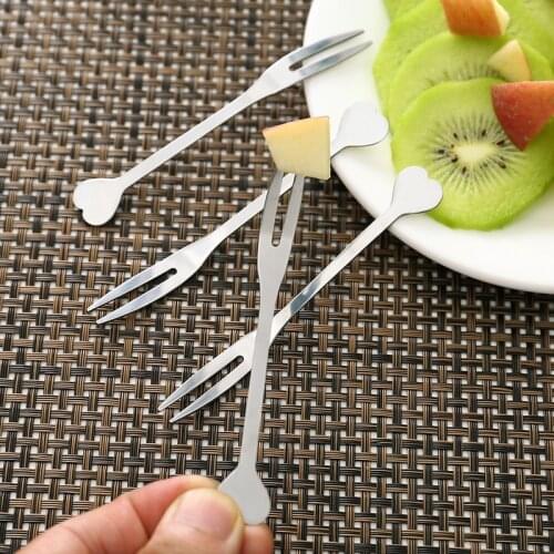 1Pcs Stainless Steel Flatware Fruit Fork Cake Dessert Forks Lovely Mini Fork Used For Cake in Party Heart-shaped Fork Restaurant
