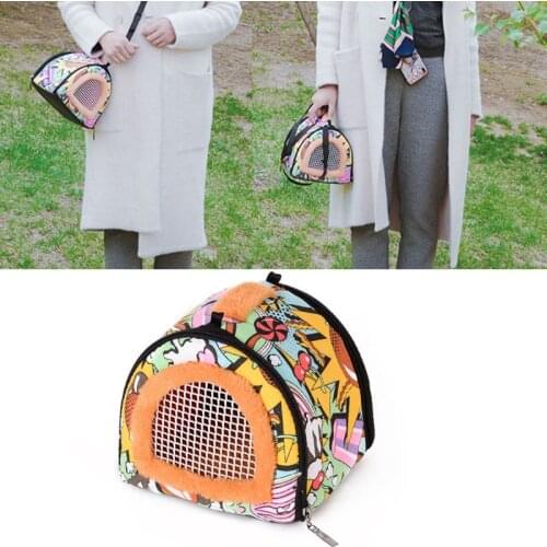 Portable Small Pet Travel Bag Hamster Carrier Breathable Outdoor Hedgehog Bag Small Animals Carriers