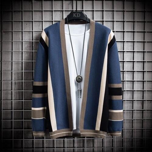 Autumn New Cardigan Men Clothing Fashion 2020 Button Decor Korean Sweater Men Front Pocket Loose Casual Mens Cardigan