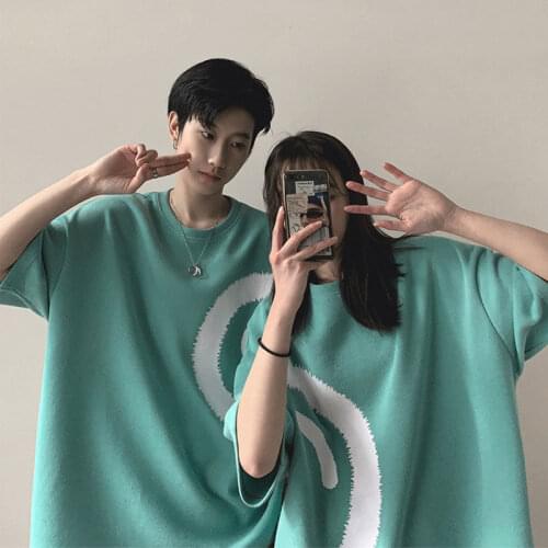 Oversize Summer Mess T-shirt Hip-hop Short Sleeved O Neck Japanese Style Fashion Harajuku Loose Love Print Couple Clothes