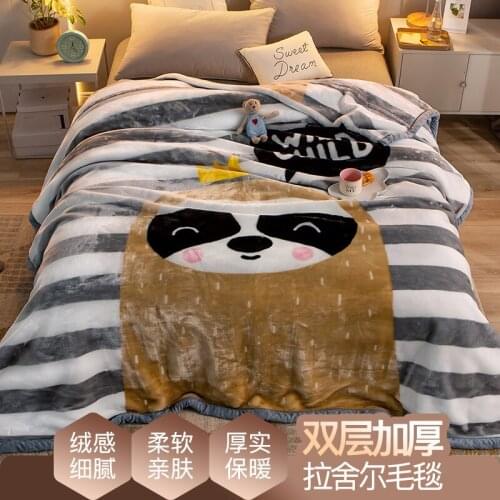 New Design Pure Color Style Comforter Feather Fabric Winter Thick Duvet Blanket Twin Queen King Size Bread Shape Quilt