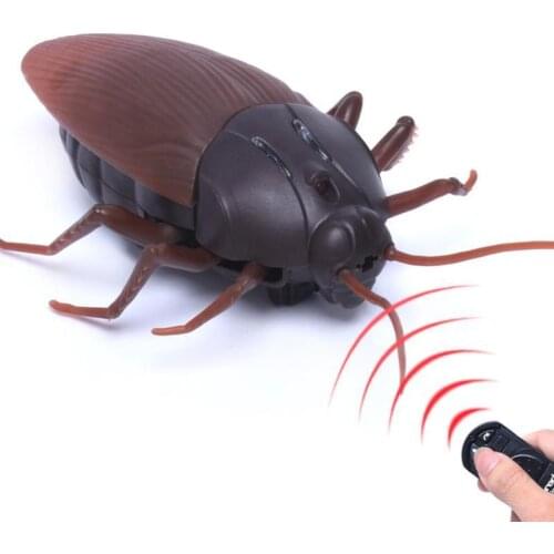 Funny Simulation Infrared Remote Control Prank Insect RC Cockroach Gag Toy for Joke Trick Bugs Little Animal Spider Scorpion Bee
