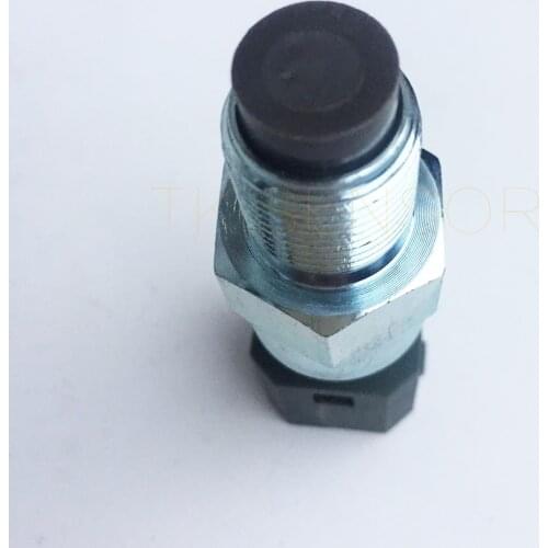 1 PC 8150500 Sensor, speed / RPM, Odometer Sensor, speed sensor for VOLVO, 24V, 4 PINS