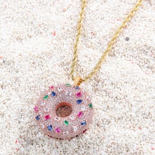 Donut Personality Pendant Necklace Zircon Fashion Metal Hip Hop Fashion Men and Women Square Zircon Gold Necklace Jewelry