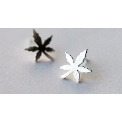 Real 925 Sterling Silver Fashion Brushed Maple Leaf Stud Earring for Women Elegant Creative Female Jewelry 2021 Trend Gift SE225