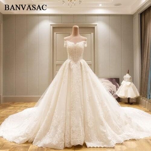 BANVASAC 2018 Real Photos Ball Gown Bridal Dresses Boat Neck Lace Appliques Embroidery Beadings Chapel Train Wedding Dresses