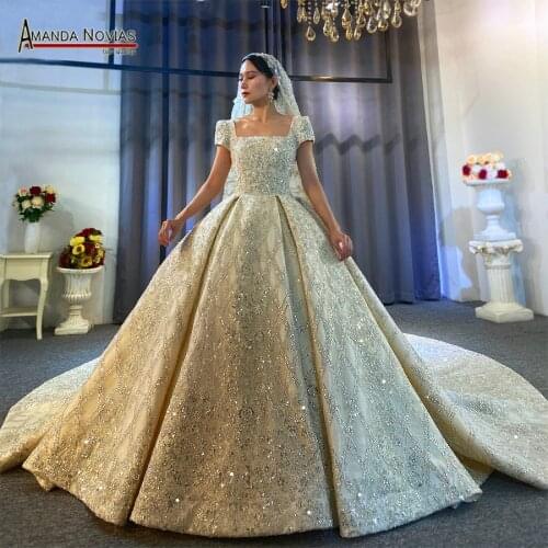2022 Short Sleeves Champagne Square Neck Luxury Ball Gown Wedding Dress