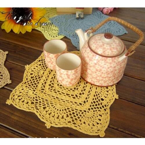 28CM Square Handmade Crocheted Doily Placemat Vintage Floral Coasters Coffee Shop Dining Room Hotel Table Decorative Mats 10PCS