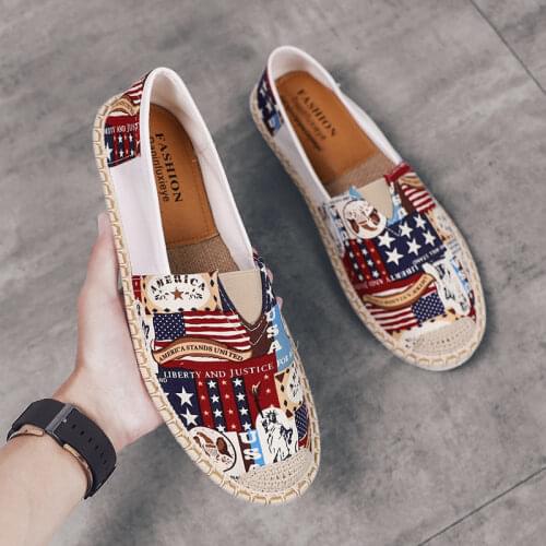 Summer Low Mens Shoes Breathable Canvas Mens Casual Shoes Retro Print Non-slip Fisherman Shoes Men Flat Shoes mocasines hombre