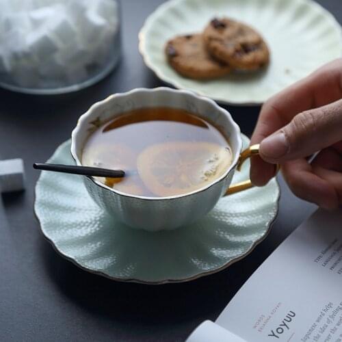 1 Set 230ml British Classic Fine Bone China Coffee Cup Set Ceramic Tea Cup & Saucer Set Handdrawn Decal Afternoon Tea Set