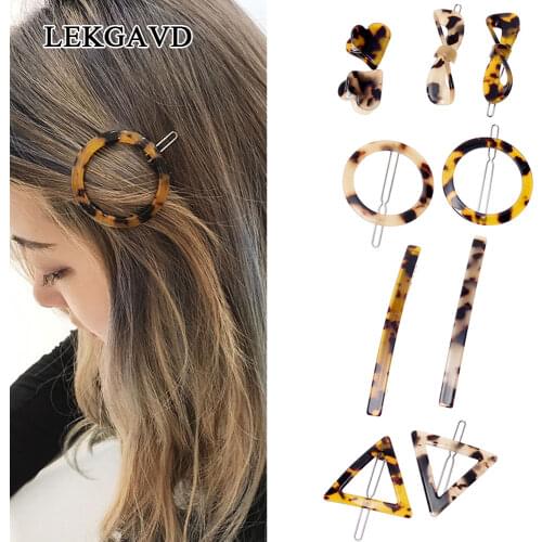 1pcs Amber Leopard Heart Shape Acrylic Hair Clips Geometric Round Triangle Hairpin Headwear Accessories Beauty styling tools