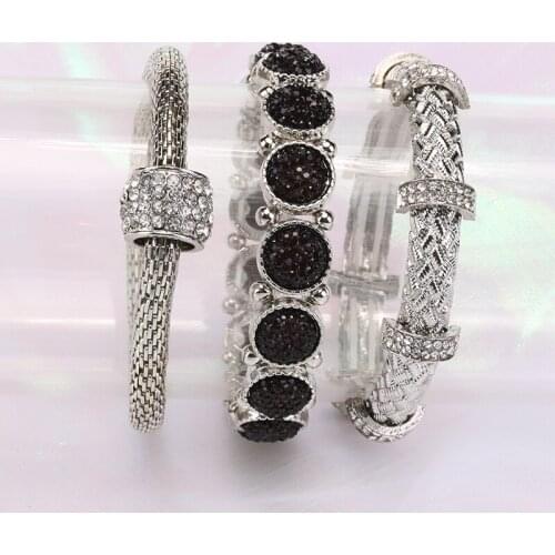 Fashion - Inlaid Crystal Black Glass Bracelet For Woman Metal Elastic Geometry Bracelet Three - Piece Bracelet Set