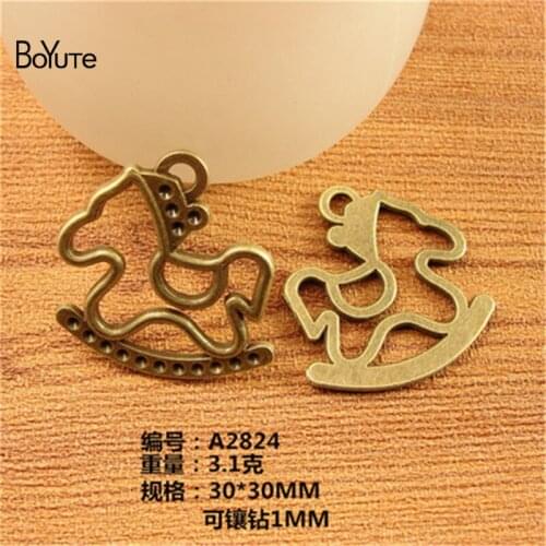 BoYuTe (50 Pieces/Lot) 30*30MM Antique Bronze Plated Zinc Alloy Hollow Lovely Rocking Horse Pendant Charms Diy Jewelry Findings