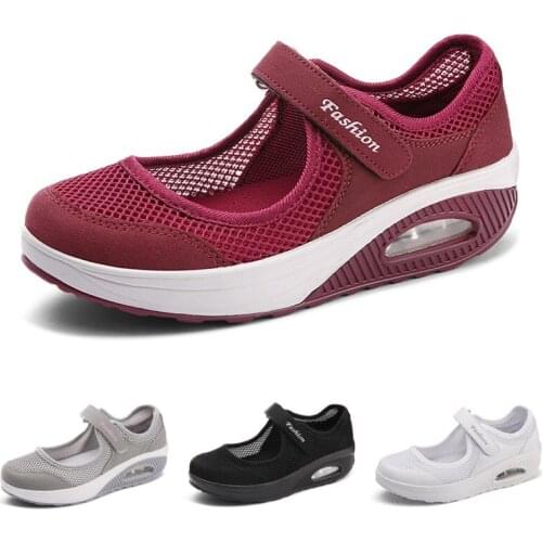 Sneakers Female Flat Soft Comfortable Fashion Lightweight Pumps Shoes Joker Slip-on Super Light Casual Vulcanize Shoes Woman