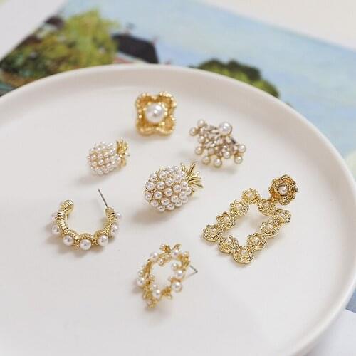 4pcs High-quality retro pearl wreath fan-shaped pineapple Ladies stud Earrings diy statement earrings material accessories