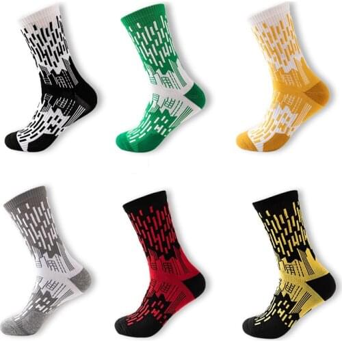 Professional Mens Outdoor Sports Socks Striped Sweat-absorbent Socks Cycling Running Non-slip Basketball Socks In The Tube