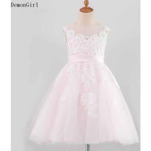 Light Pink Lace Applique Girl’s Dresses Knee Length Children Wedding Party Gown Communion Dresses