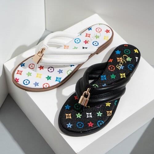 Shoes Woman Gilrs Summer 2021 Lock Buckle Clip Flip Flops Anti-slip Slides Cartoon Print Slippers Women Shoes Home Slippers