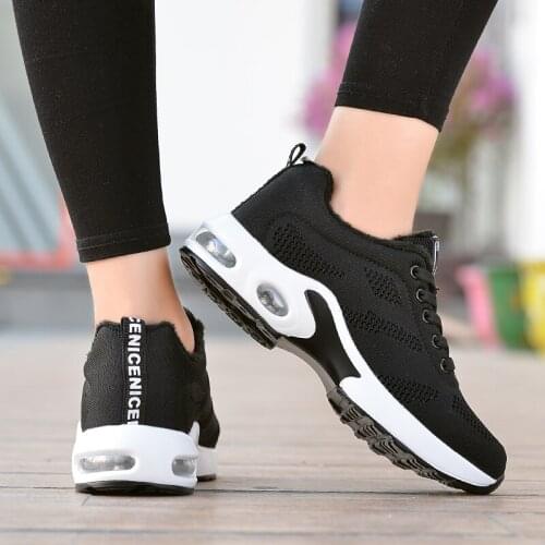 Women Tennis Shoes winter 2019 Female thermal Sport Shoes Stability Air Cushion Thick Sole Trainers warm plush Tenis Mujer