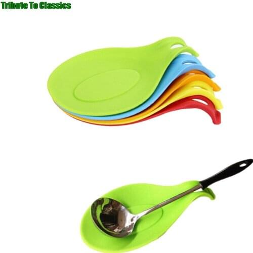Soup Ladle Shaped Heat Resistant Spoon Ladle Rest Spatula Kitchen Utensils Storage Rack Holder Cooking Tools Random Colors