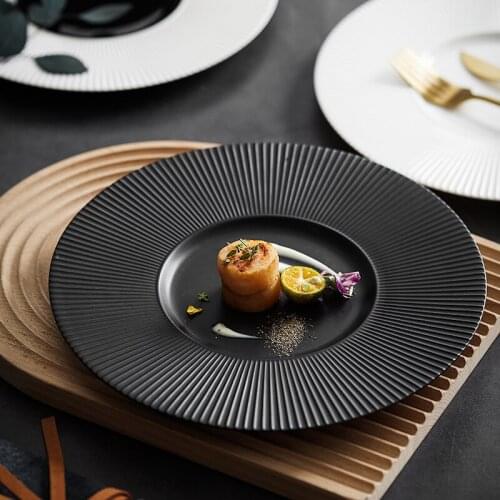 10 Inches Ceramic Vertical Pattern Dinner Plate Black White Porcelain Steak Plate Restaurant Party Fruit Dessert Cake Set Plate