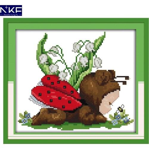 NKF A Baby Ladybug Pattern Handmade Craft Needlework Chinese Cross Stitch Embroidery Kit Print Cross Stitch for Home Decor