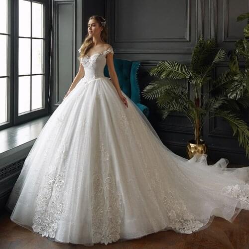 Robe De Soiree De Mariage Lace Ball Gown Wedding Dress Shining Vestido De Noiva Cap Sleeve Hochzeitskleid Lace Up Back Gelinlik