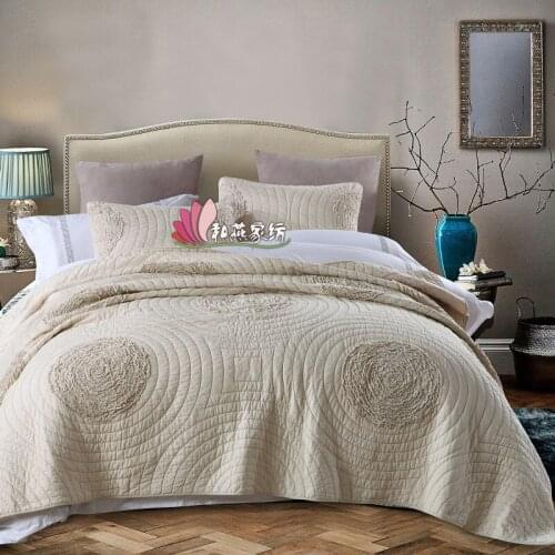 Quiltedtextiles Thickened Double Bed Cover Three-Piece Set