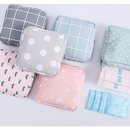 1pcs Fashion Womens Small Cosmetic Bags Travel Mini Sanitary Napkin Storage Bag Coin Money Card Lipstick Storage Bag Wallet Bag