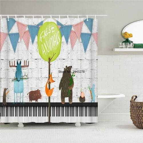 High Quality Cute Funny Beach Dog Waterproof Bathroom Curtains Printed Fabric Shower Curtains Decor Bath Screen with 12 Hooks