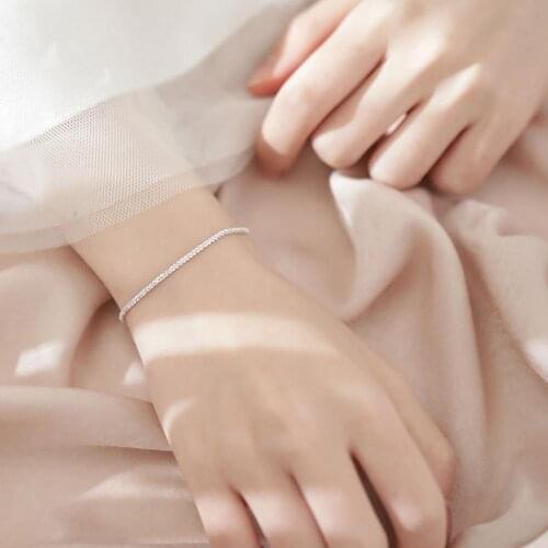 Simple Thin Silver Chain Bracelet Shiny Surface Highly Polished Compact Women Bracelet Jewelry Collection Beauty Accessories