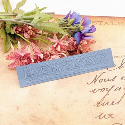 HOT plastic snowflake craft card making paper card album wedding decoration clip Embossing folders