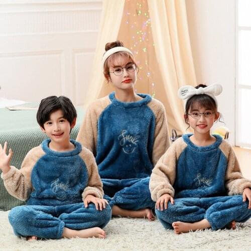 Family Flannel Pajamas Sets 2021 Patchwork Color Mother Daughter Sleepwear Womens Kids Winter Warm Long Sleeved Homewear 2pcs