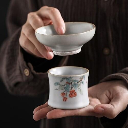 CHANSHOVA Chinese style ceramic handmade tea ifilters accessories tea strainer filter tea cup 2-piece set China Porcelain H521