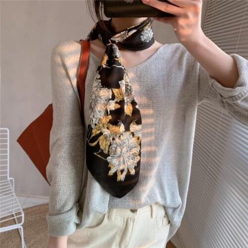 Peach-Yao 2021 Scarf Flower Print ladies designer shawl luxury Head Foulard Square Women Scarves Ladies Accessories 90X90cm