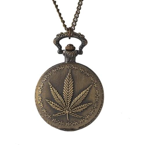 9076Large quartz pocket watch bronze maple leaf nostalgic watch retro flip pocket watch with necklace