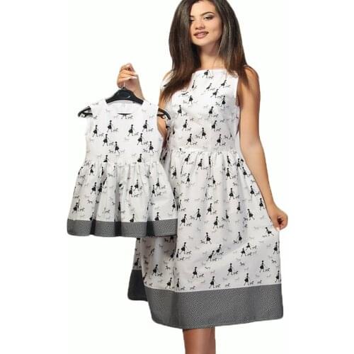 2020 new summer sleeveless parent-child outfit mommy and me clothes women baby girl dresses mother daughter dresses Q0511