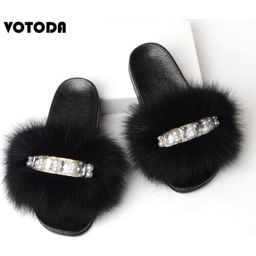 Summer Pearl Sandals Womens Furry Fur Slippers Luxury Elegant Fox Fur Slides Fluffy Soft Fur Flip Flops Girls Cute Chain Shoes