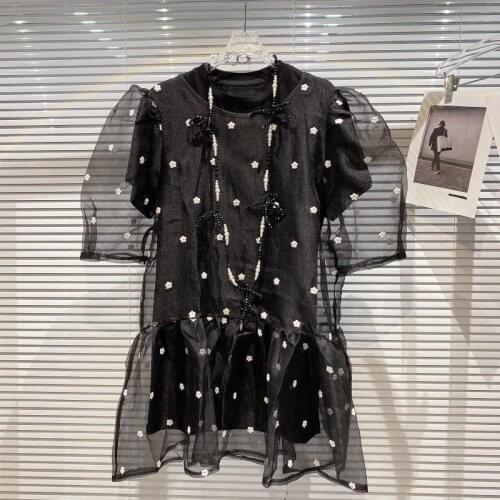 Loose Dress Woman 2021 Summer New Small Flower Embroidery Mesh Dresses with Necklace Short Sleeve Two-Piece Female Outfits